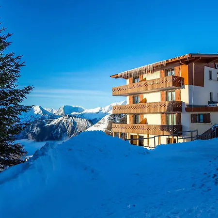 Hotel Langley Le Petit 3*