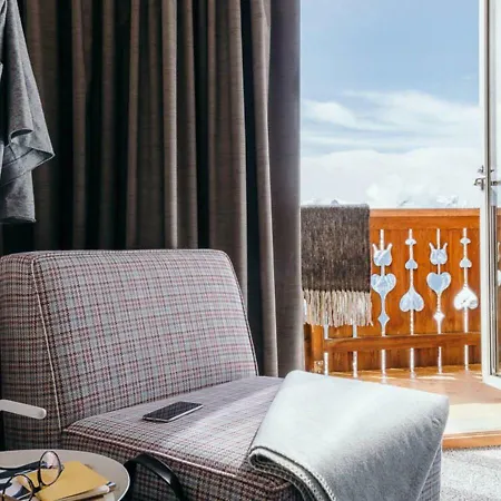 Langley Le Petit 3* Alpe dʼHuez