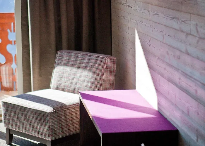 Langley Le Petit Hotel 3*