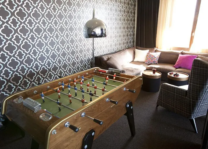 Hotel Langley Le Petit 3*