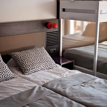 Langley Le Petit 3*