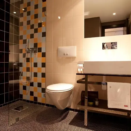 Langley Le Petit 3*
