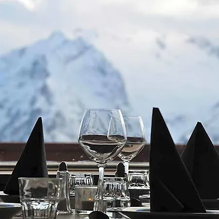 Langley Le Petit Otel Alpe d'Huez