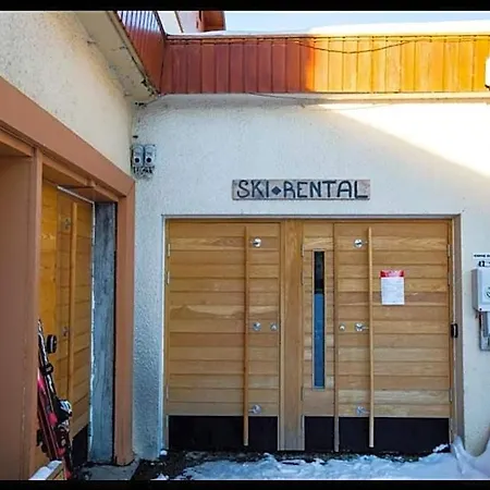 Langley Le Petit Otel 3*