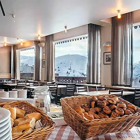 Otel Langley Le Petit