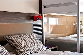 Langley Le Petit Prince Hotel 3*